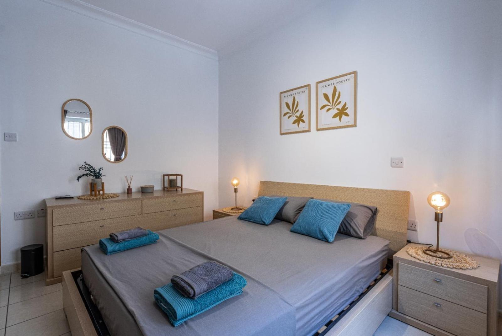 Morina Court