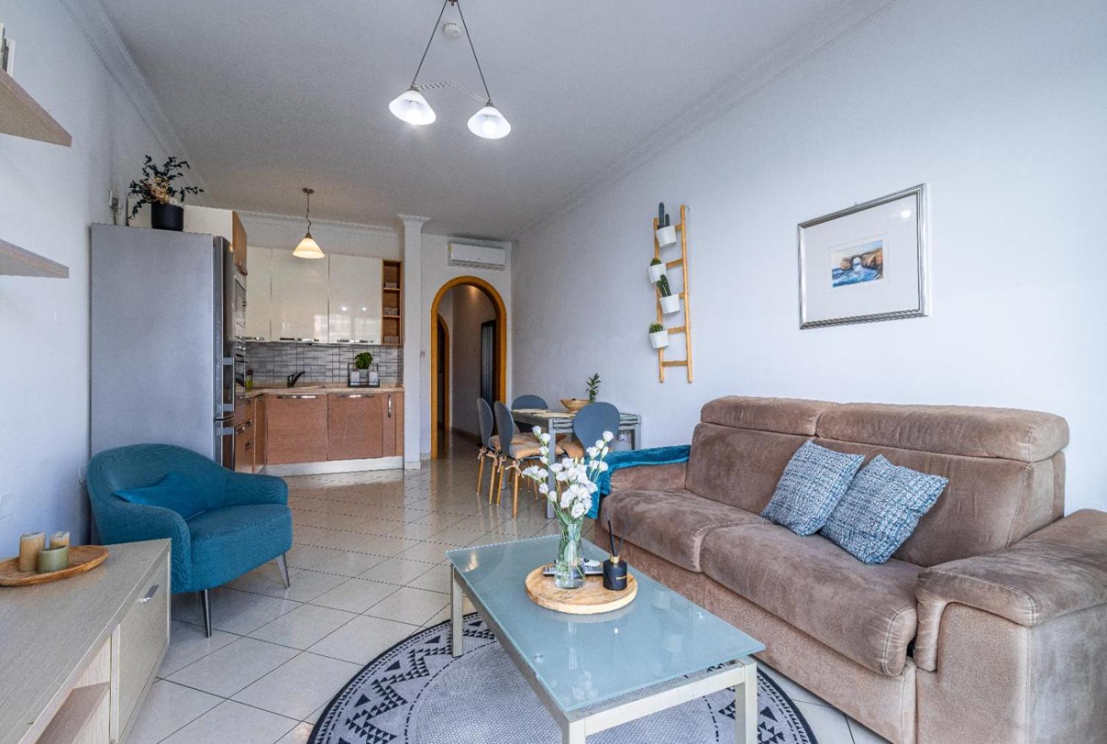 Morina Court San Ġiljan